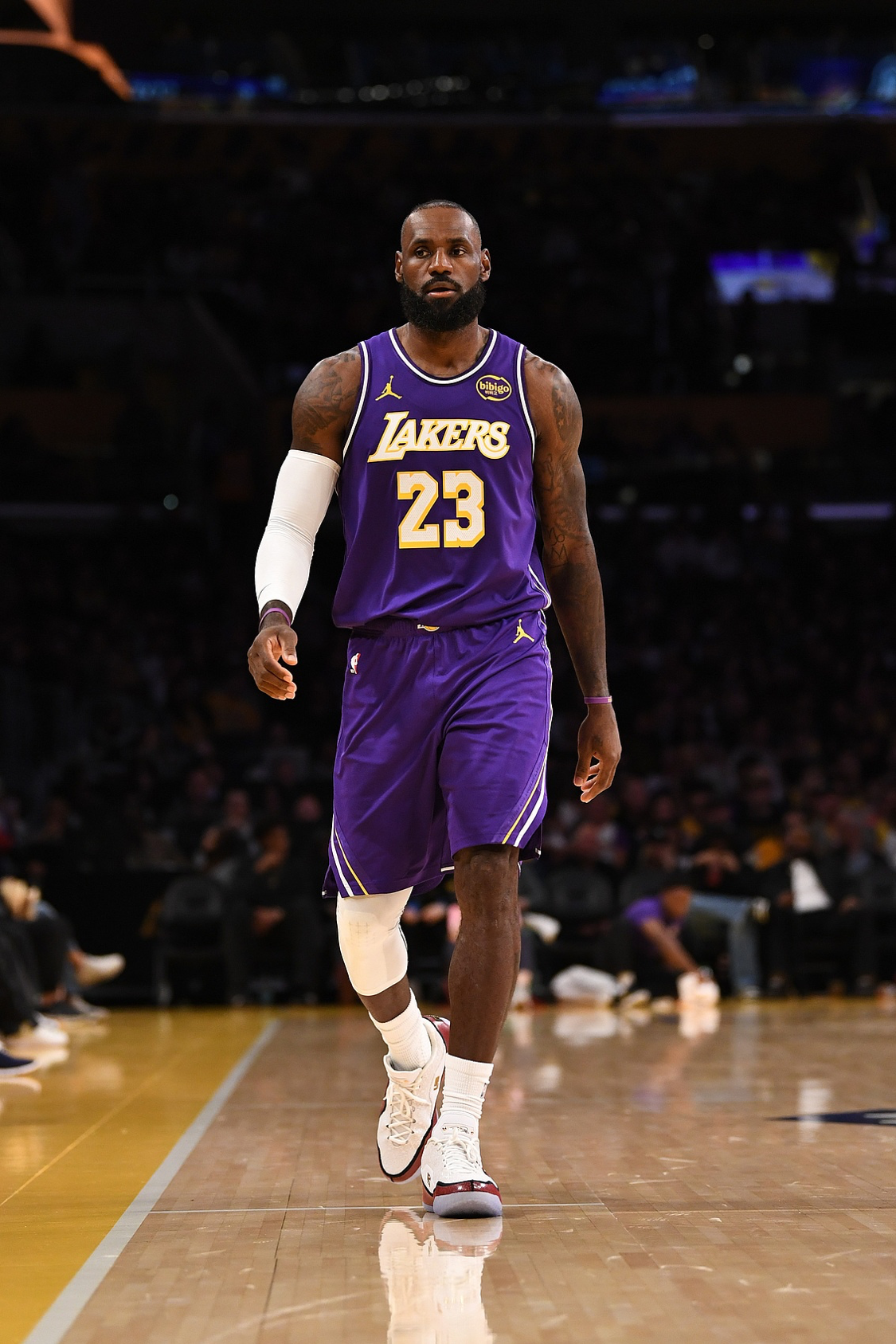 科比前队友：詹姆斯被狄龙挑衅不奇怪！乔丹、科比也被挑衅过！